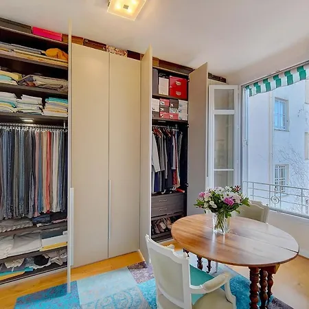 Immogroom- Sublim Apartement - Center- Ac - Terrace شقة