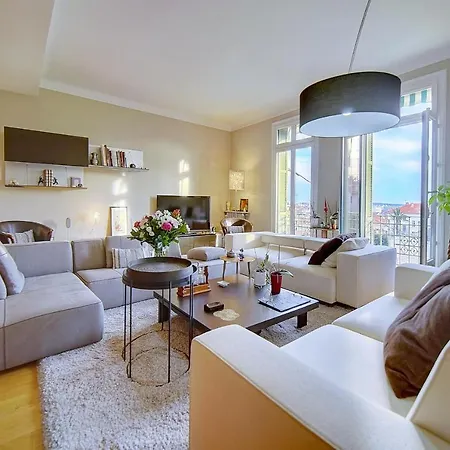 Immogroom- Sublim Apartement - Center- Ac - Terrace * كان